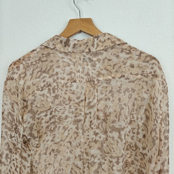 EQUIPMENT Femme Leopard Animal Print Sheer Chiffon Silk Button-Up Blouse XS - Picture 13 of 14
